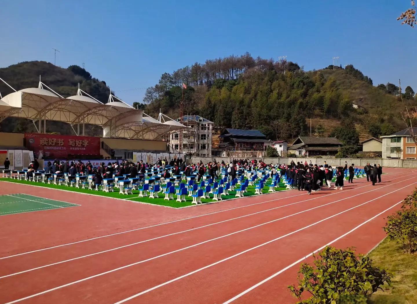 潮州市硅PU塑胶跑道材料 - 一站式服务